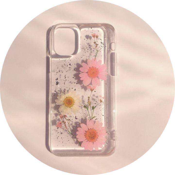 A stylish resin mobile cover